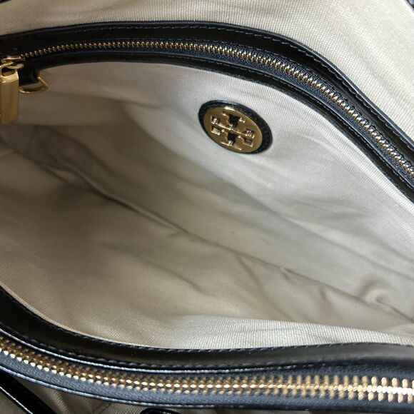 Tory Burch Black Patent Leather Robinson Tote Shoulder Bag - Picture 10 of 10